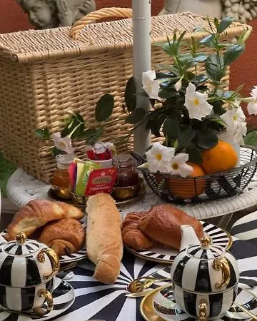 Bed & Breakfast Romana 4*