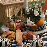 Bed and breakfast Romana 4*