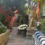 Bed and breakfast Romana 4*