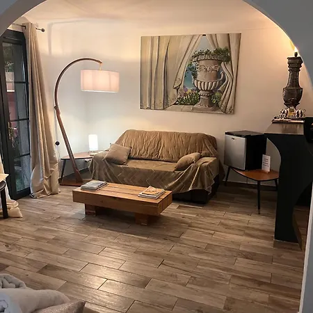 Romana Bed & Breakfast