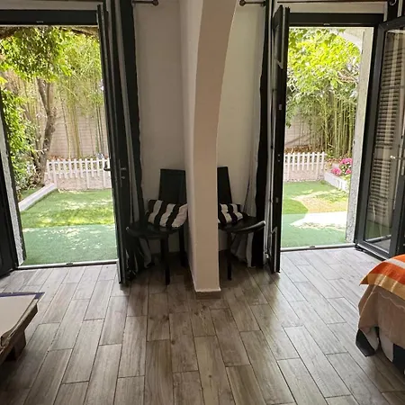 Romana לינה וארוחת בוקר *